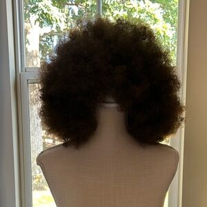 Medium Brown Afro Wig Worn Only Once- Good Condition🎃